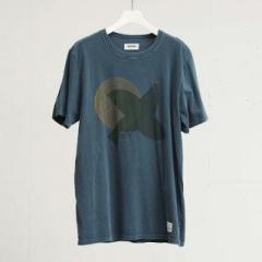 FACTOTUM / ファクトタム　クロウタドリ　グラフィックTシャツ(NAVY)